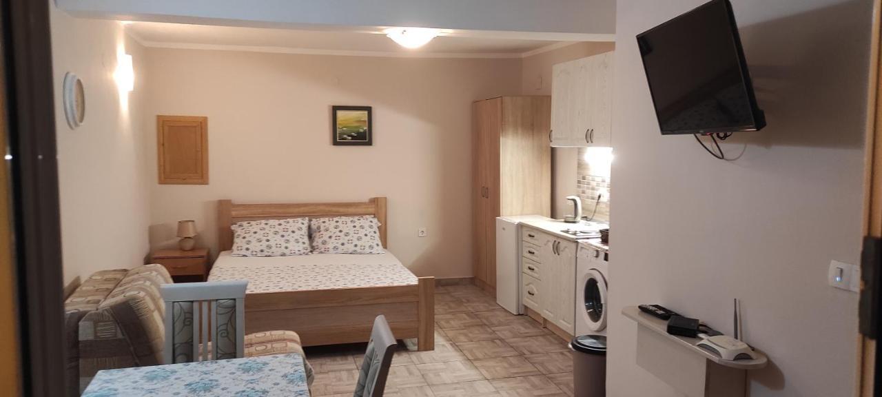 Apartman Pijavica Биела Экстерьер фото