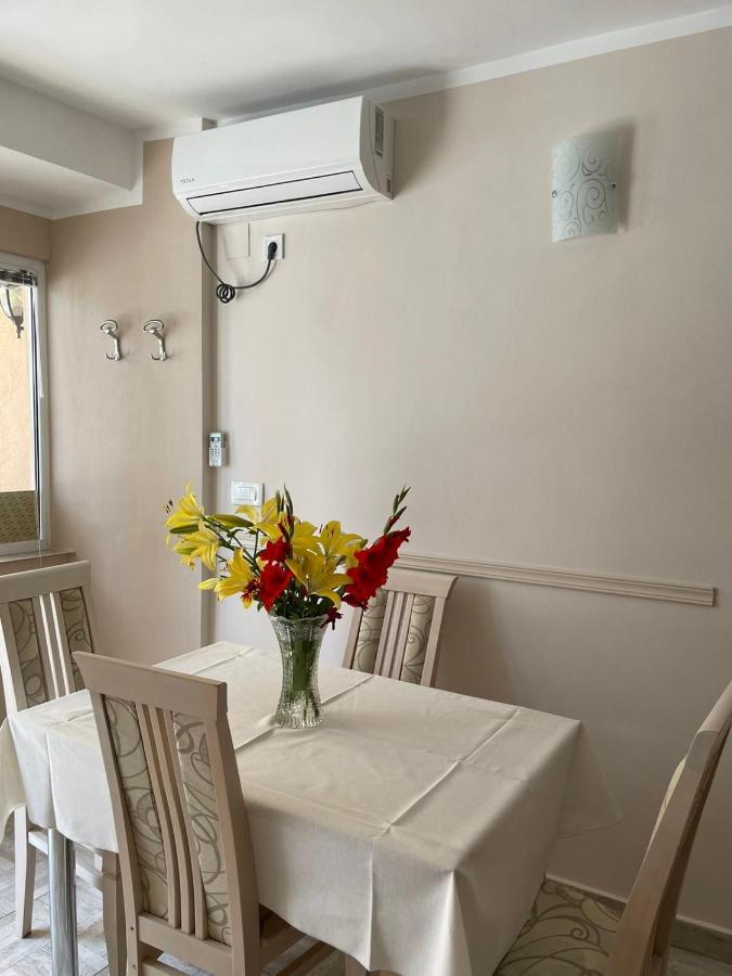 Apartman Pijavica Биела Экстерьер фото